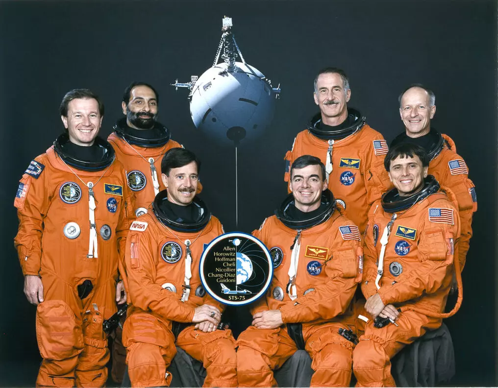 Космический инцидент STS-75: трос оборвался — начались аномалии